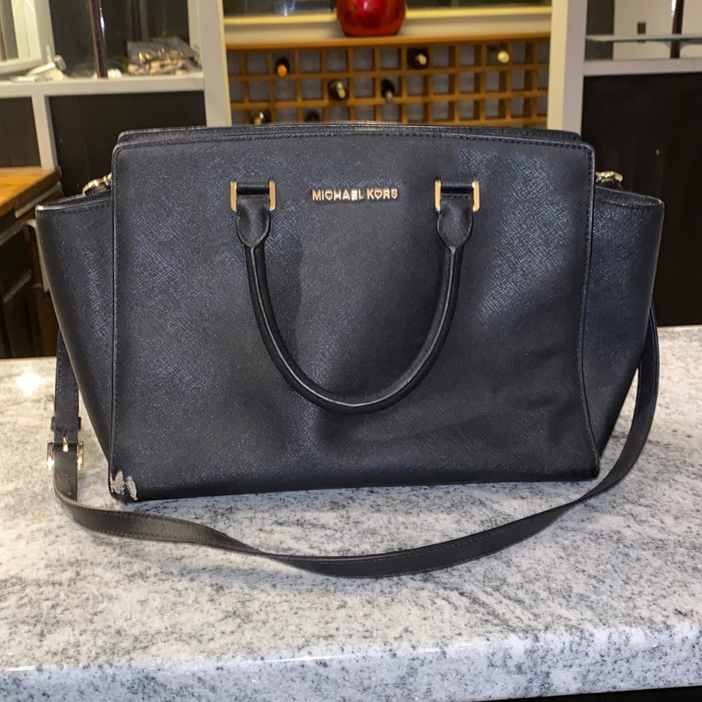 Michael kors purse